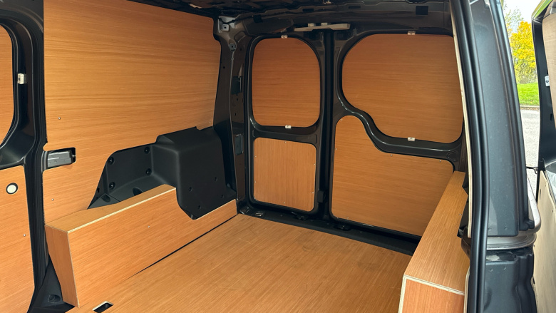 Ford Transit Connect 250 L2 Petrol 1.5 EcoBoost PHEV 150 Limited Van Auto